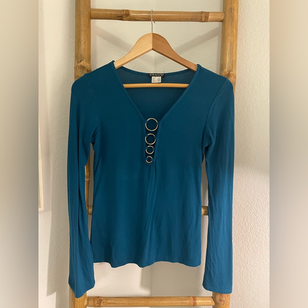 Venus top with gold detail
